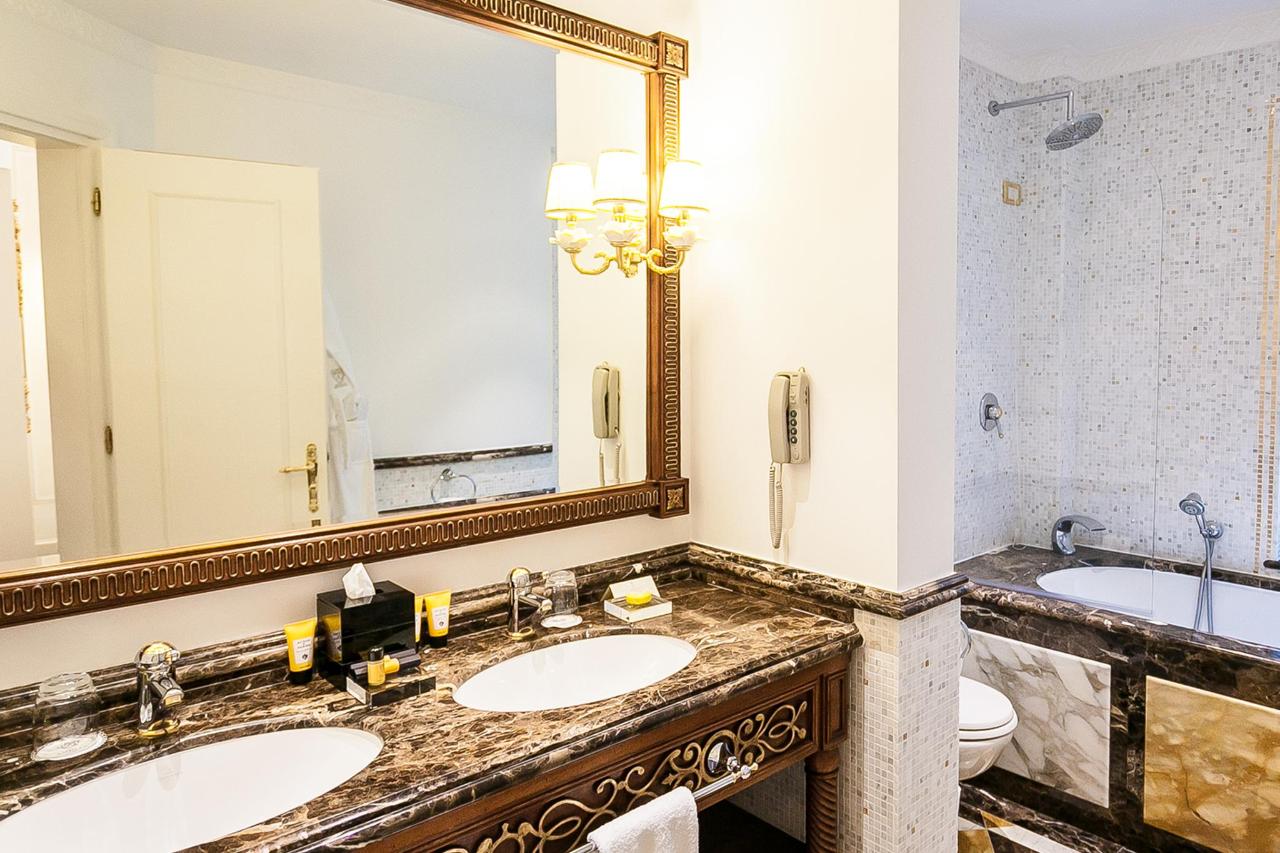 villa-aminta-5-stelle-lago-maggiore-suite