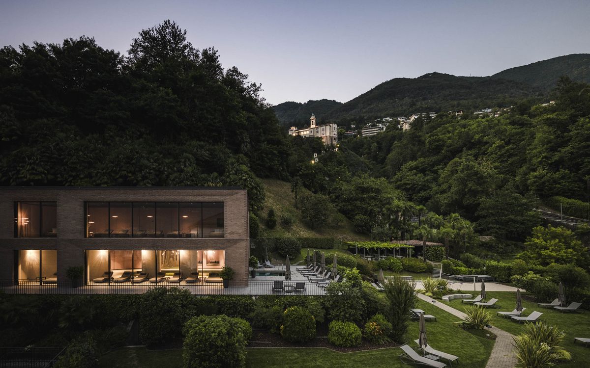 luxury-hotel-belvedere-locarno-lake-maggiore-italy-07