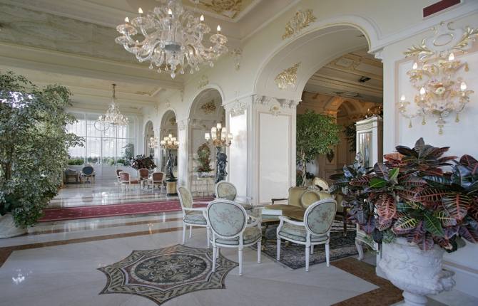 grand-hotel-des-iles-borromees-5-stelle-lago-maggiore-interno-1