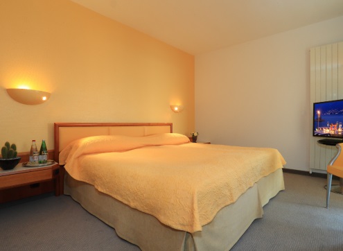 hotel-eden-roc-spa-lago-maggiore-suite3