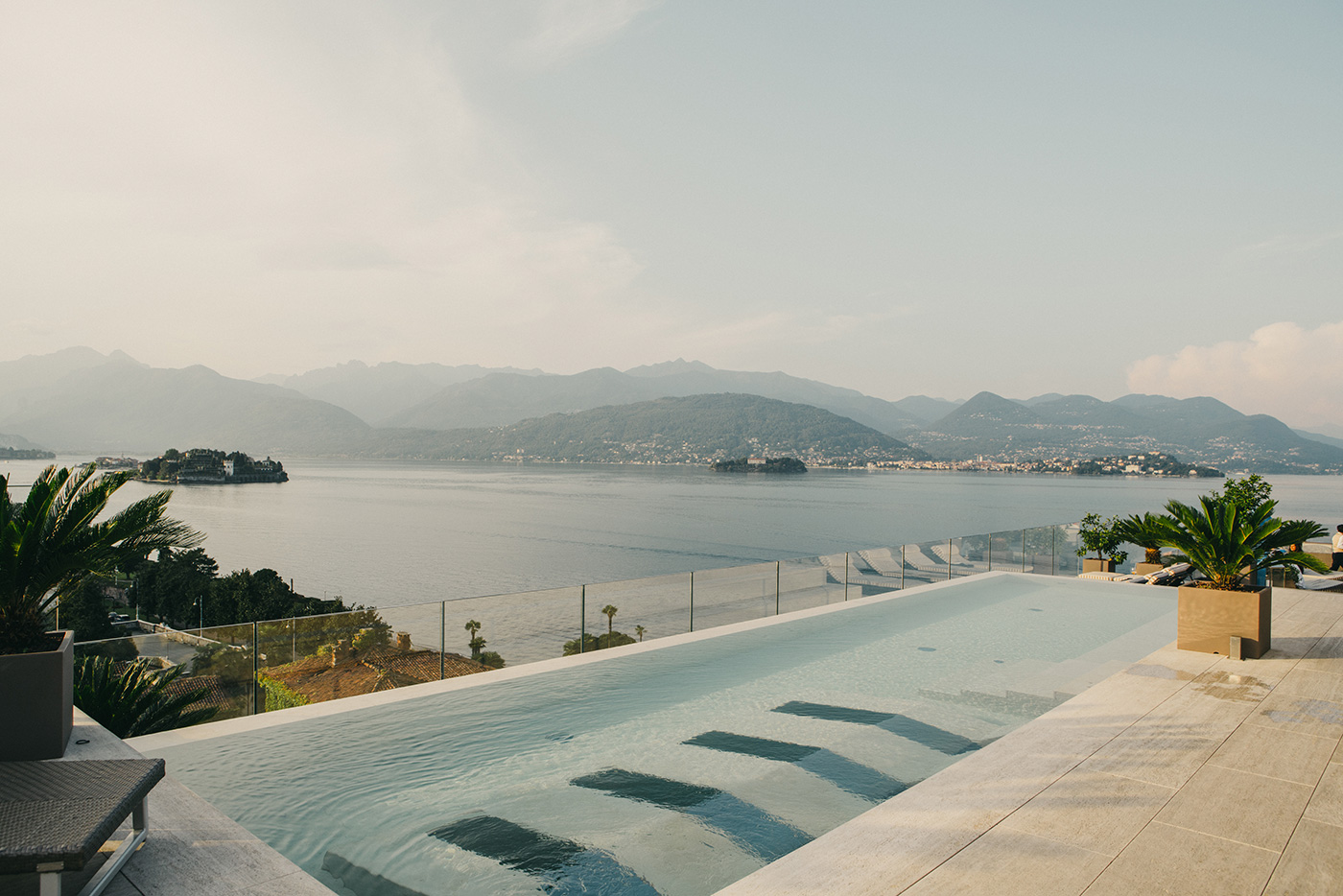 hotel-la-palma-stresa-lago-maggiore-piscina-vista