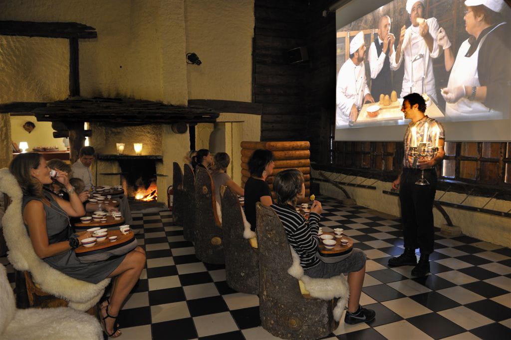 family-hotel-losone-4-stelle-lago-maggiore-proiezioni