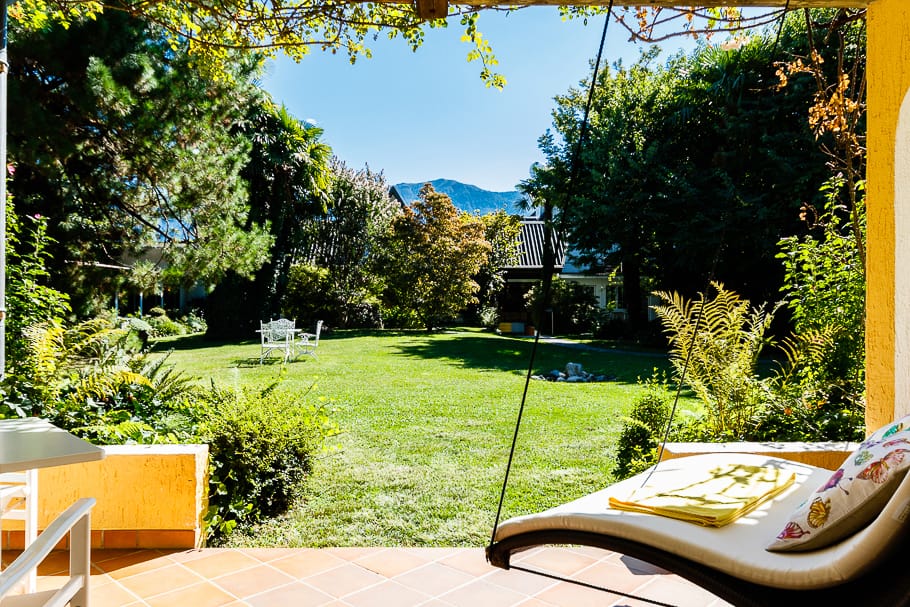 losone-hotel-4-stelle-lago-maggiore-giardino-vista
