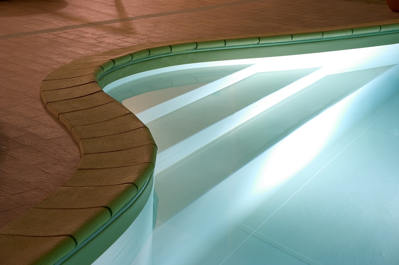 hotel-valgrande-lago-maggiore-piscina