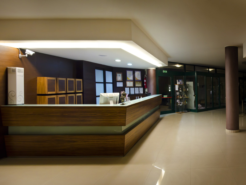 hotel-valgrande-lago-maggiore-reception